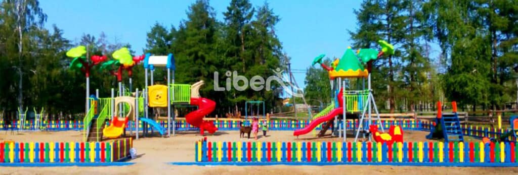 Public Community play equipment suppliers